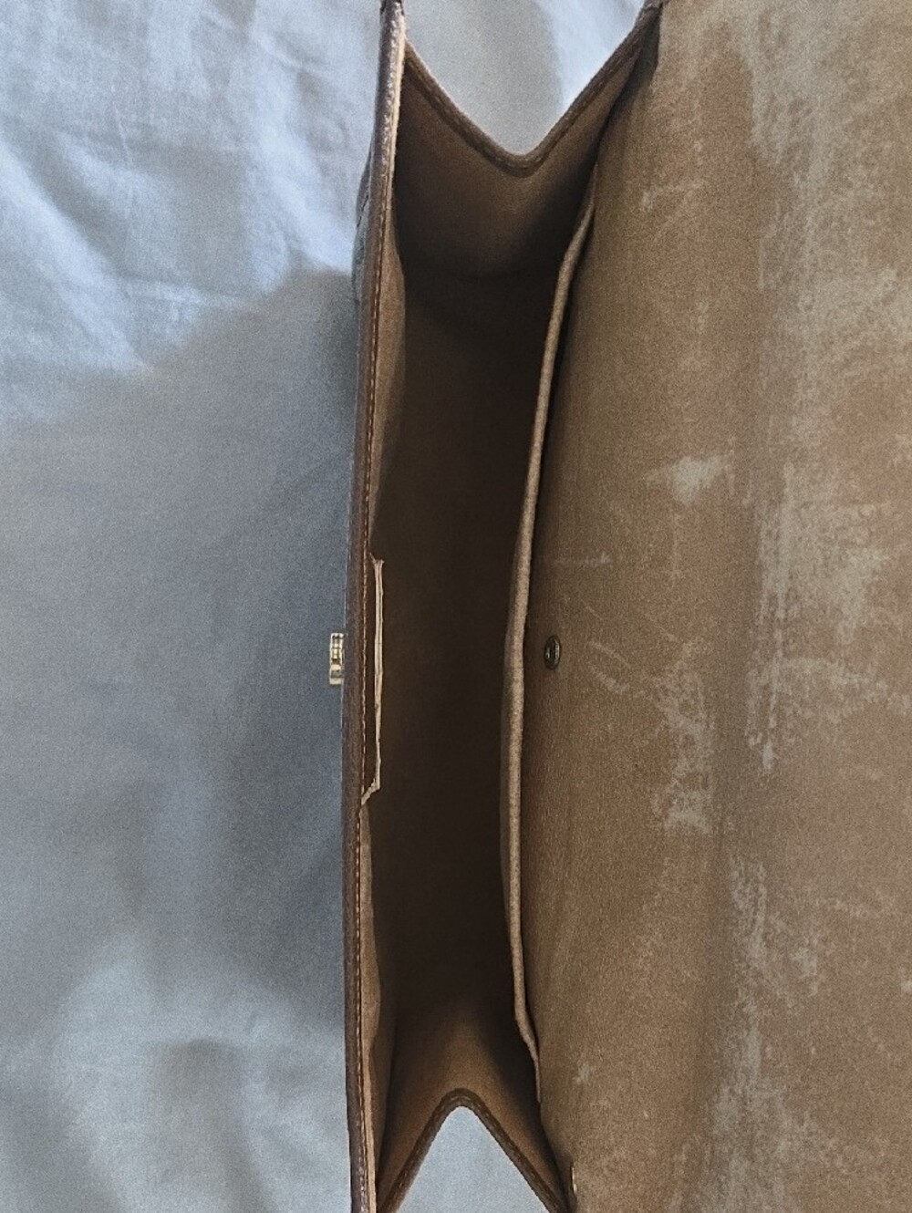 Vintage Gucci GG Supreme Sherry Line Clutch With Strap - Picture 5 of 11